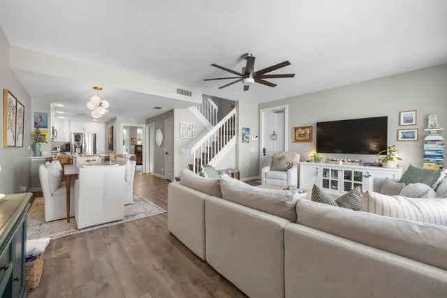 $4,500 | 4006 Parkside Drive, Jupiter, FL 33458