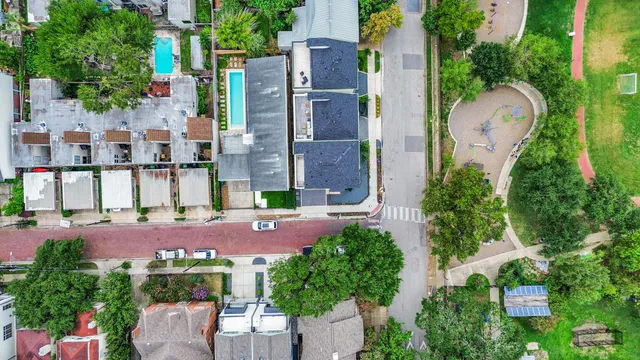 $12,000 | 2303 Yupon Street, Houston, TX 77006