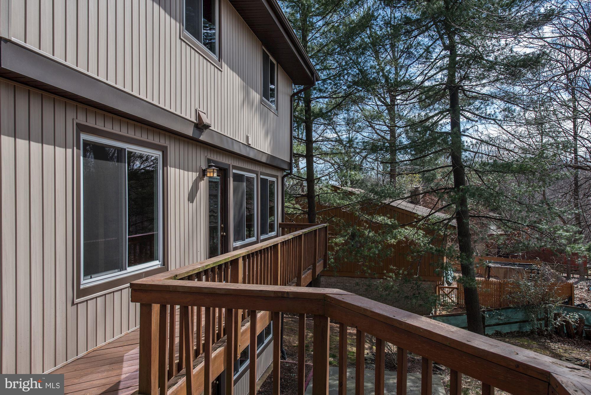 14916 Chestnut Ridge Court Gaithersburg, MD 20878 - Photo 31 of 36 Rear Deck View