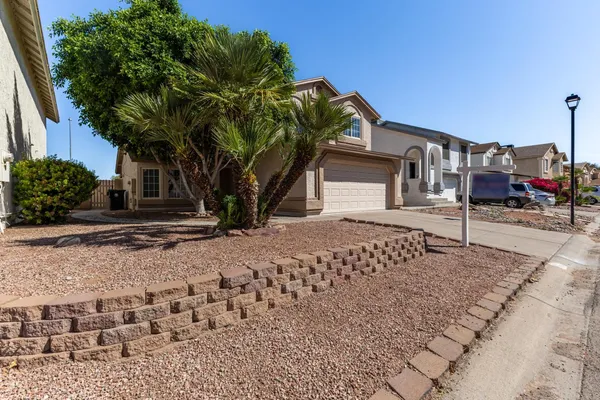 $2,150 | 1704 South 39th Street, Unit 13, Mesa, AZ 85206