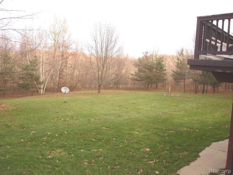 175 Gerst Road Leonard, MI 48367 - Photo 3 of 23 3 Yard - Deck