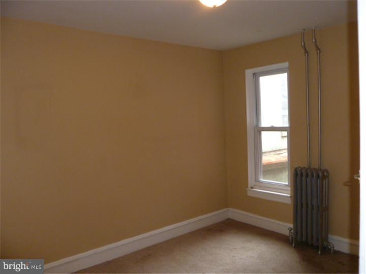 349 Spring Street Reading, PA 19601 - Photo 4 of 10 Gallery Image 4