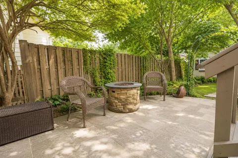 $1,195,000 | 15 East Walnut Street, Alexandria, VA 22301