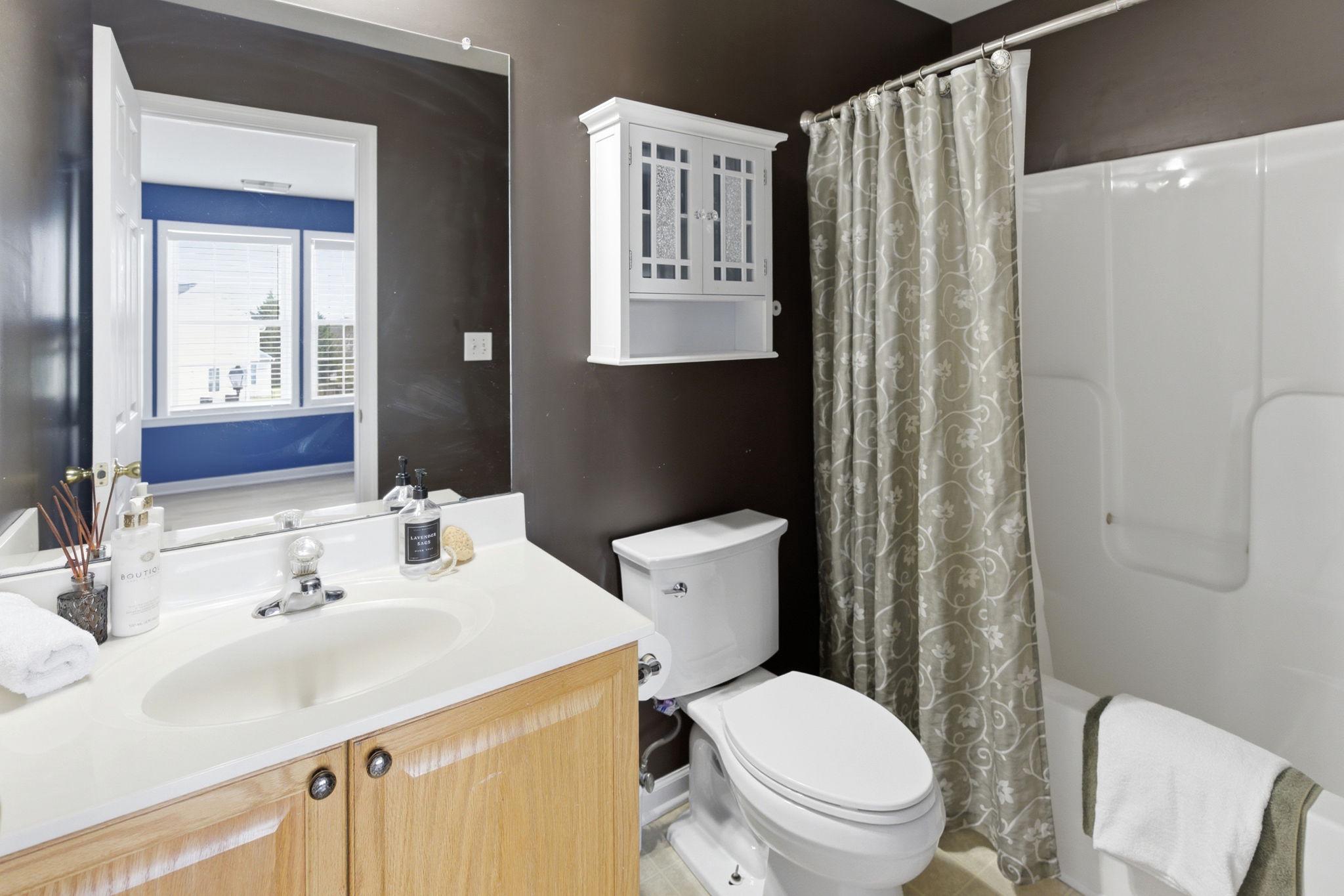 457 Hughs Road Charles Town, WV 25414 - Photo 35 of 73 Ensuite bathroom.