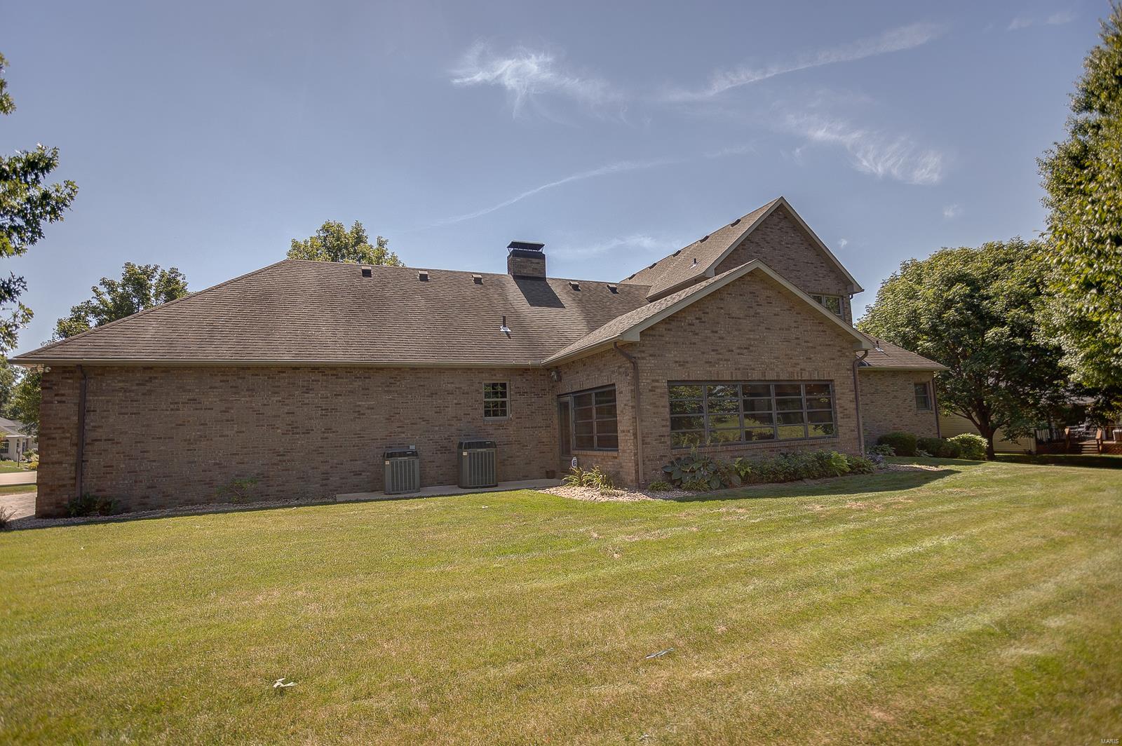 1300 White Oak Trail Godfrey, IL 62035 - Photo 5 of 68