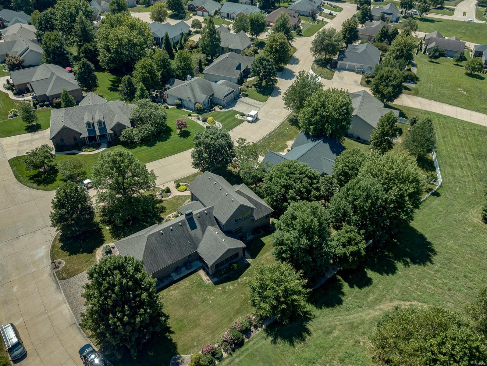 1300 White Oak Trail Godfrey, IL 62035 - Photo 65 of 68