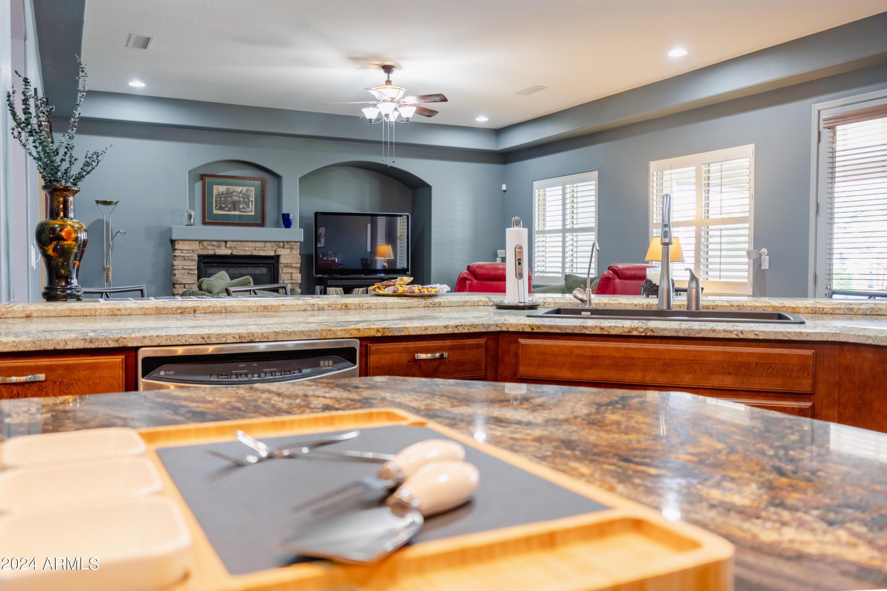 4410 West Coplen Farms Road Laveen, AZ 85339 - Photo 6 of 23 Kitchen and Living