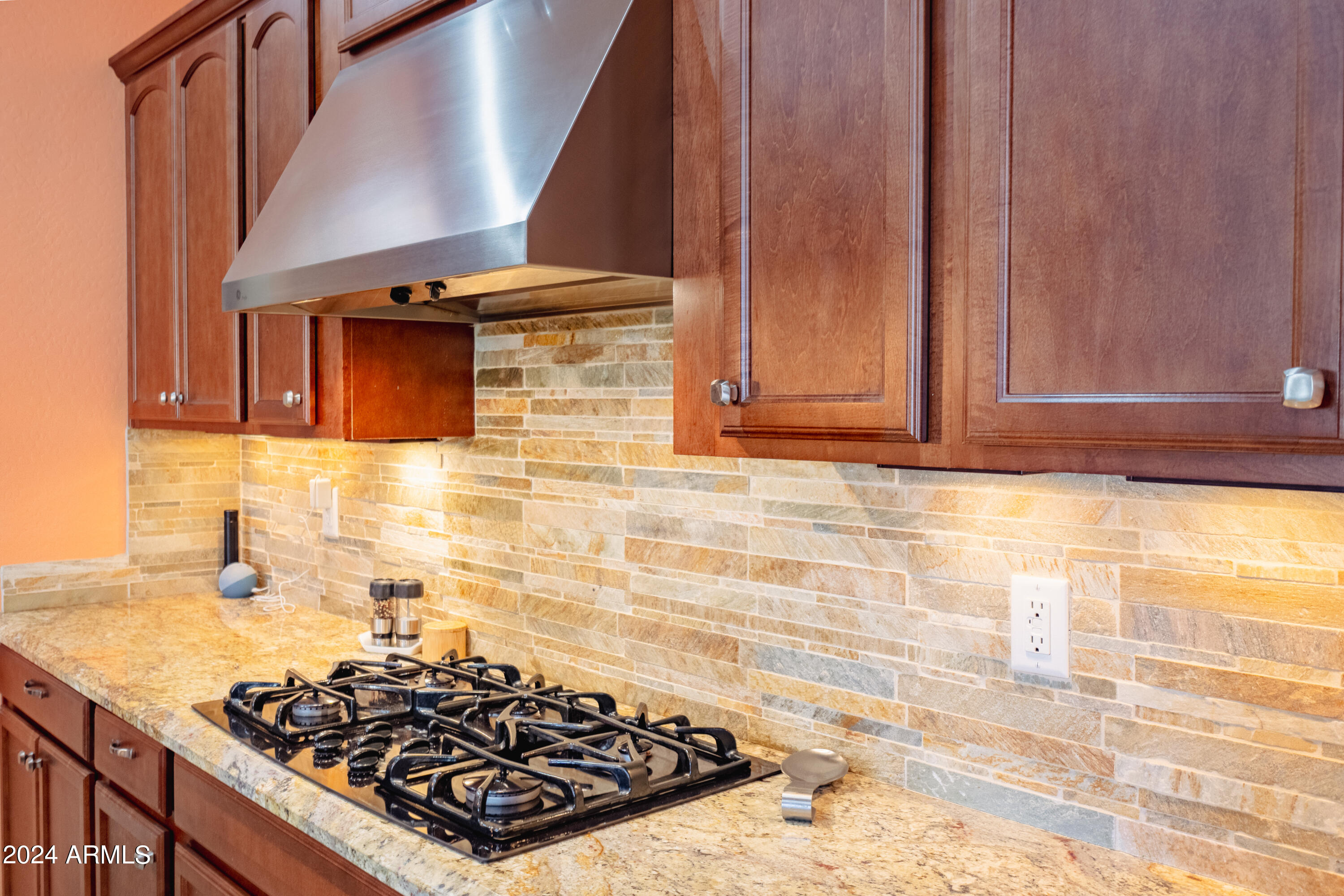 4410 West Coplen Farms Road Laveen, AZ 85339 - Photo 7 of 23 Gas Stove Kitchen and Hood