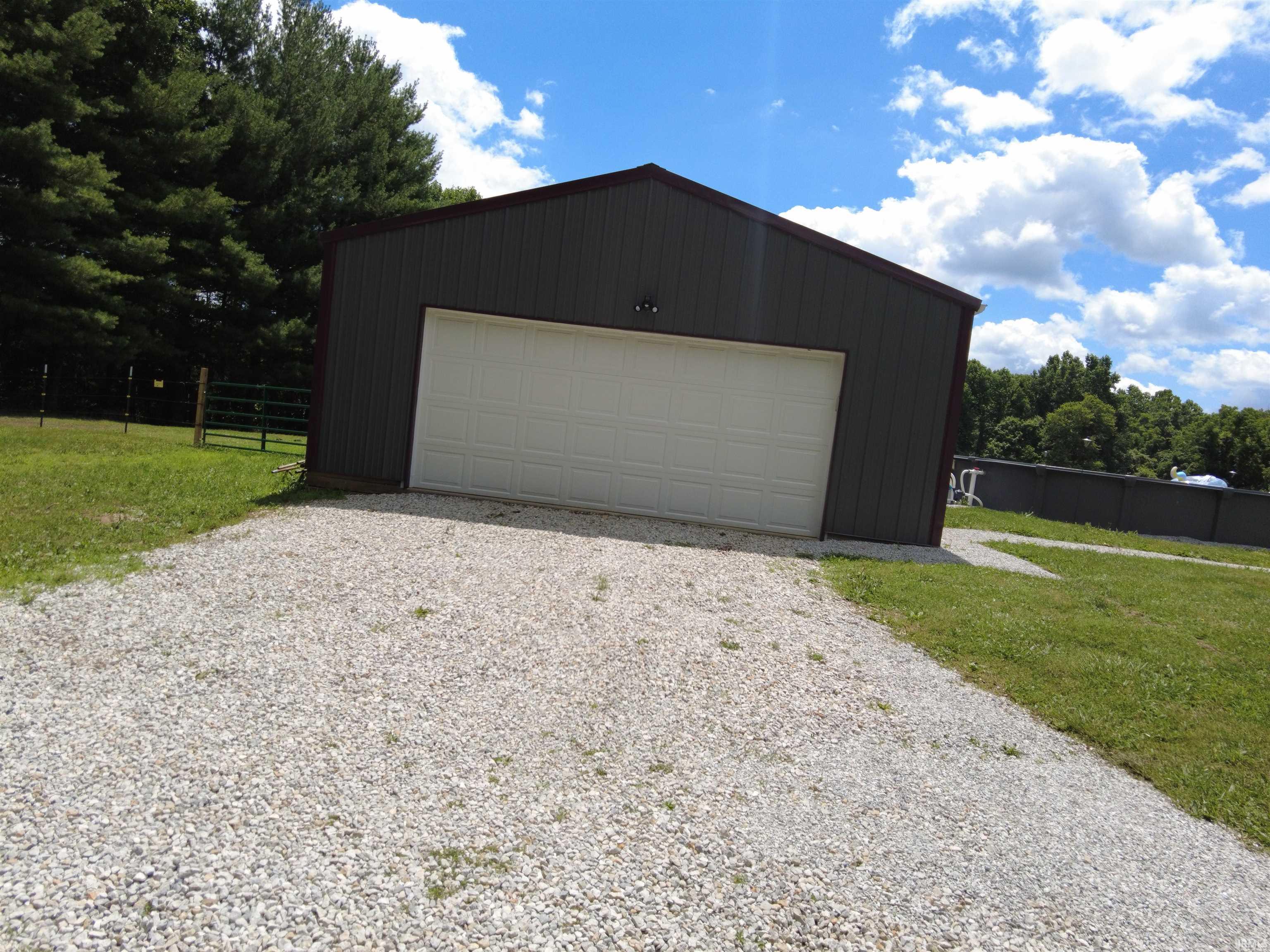 1185 Woods Ferry Road Bedford, IN 47421 - Photo 30 of 36