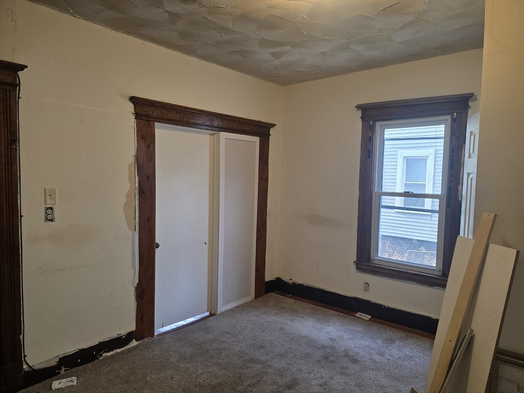 21 Clifford Street Springfield, MA 01109 - Photo 8 of 12 Gallery Image 8