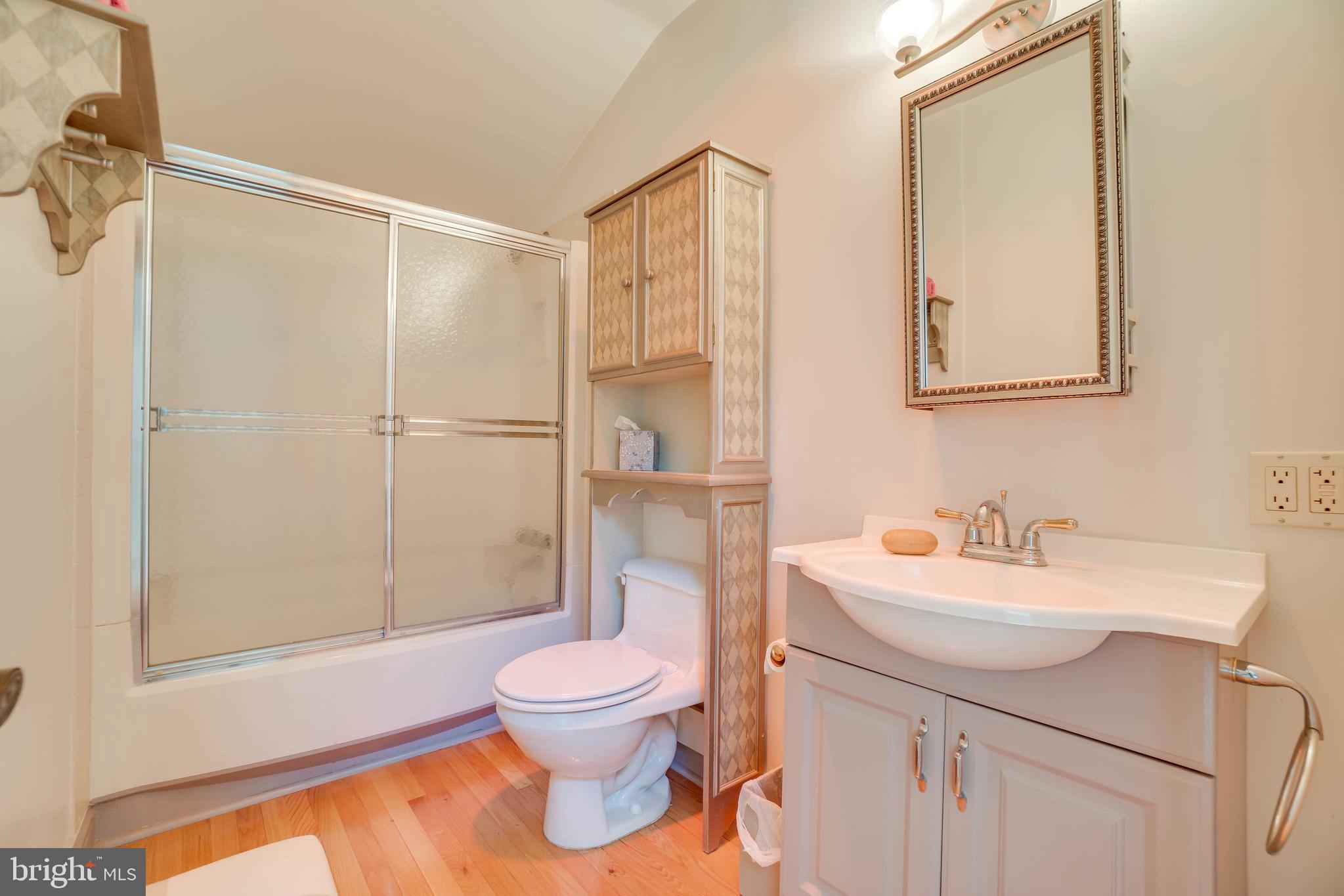 7505 Simms Landing Road Port Tobacco, MD 20677 - Photo 28 of 44 2nd Floor Bathroom