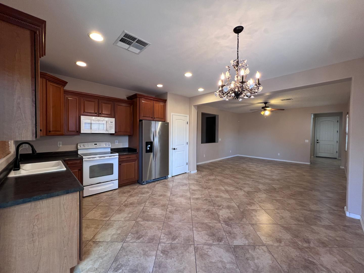 898 East Del Rio Street Chandler, AZ 85225 - Photo 1 of 21 Photo #1