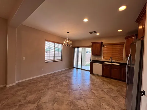 $2,195 | 898 East Del Rio Street, Chandler, AZ 85225