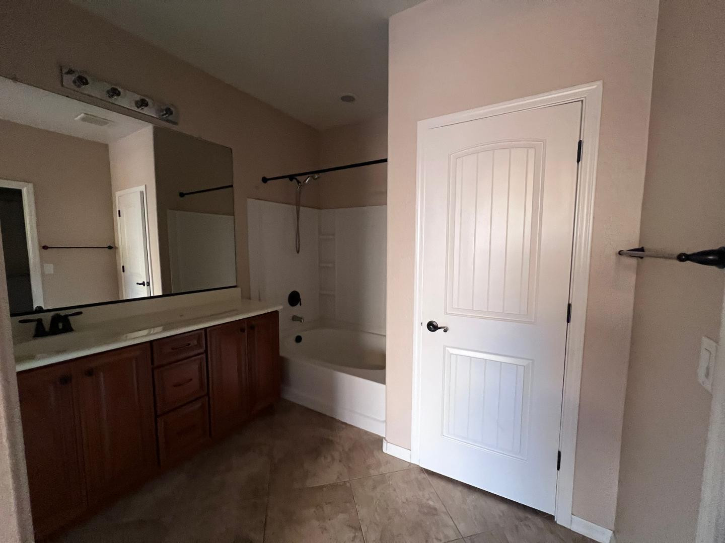 898 East Del Rio Street Chandler, AZ 85225 - Photo 5 of 21 Photo #5