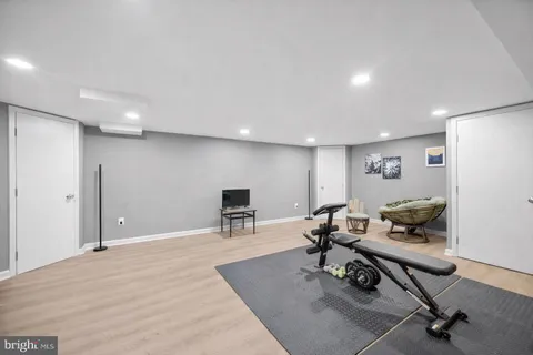 a view of a workspace with furniture