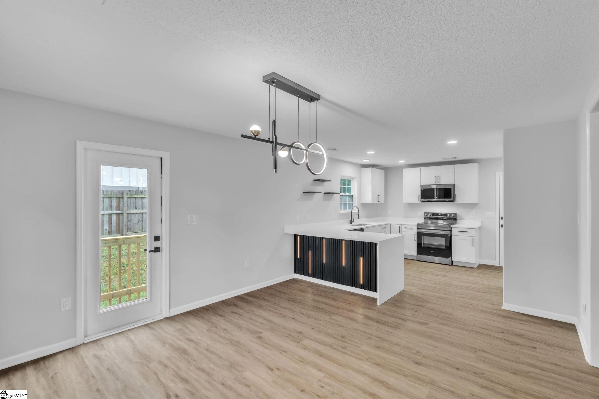 325 James Allgood Drive Inman, SC 29349 - Photo 10 of 33