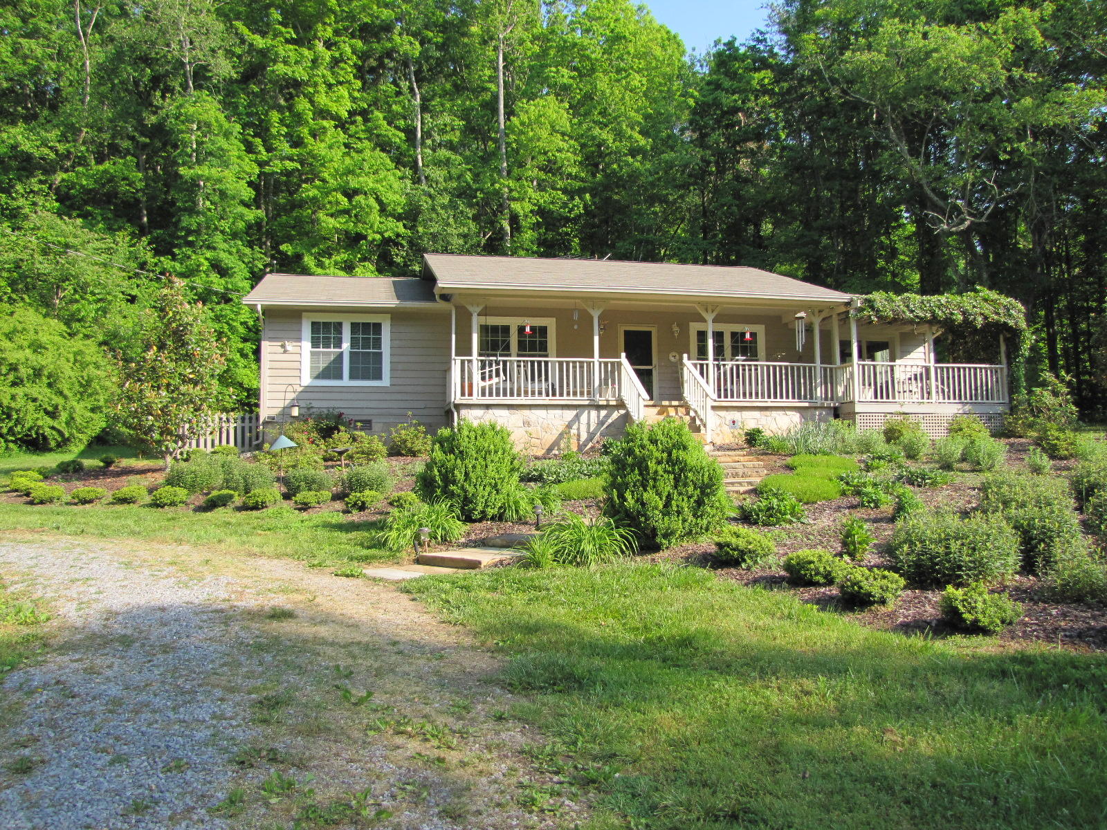 5105 Hubbard Road Loudon, TN 37774 - Photo 2 of 43 IMG_5267