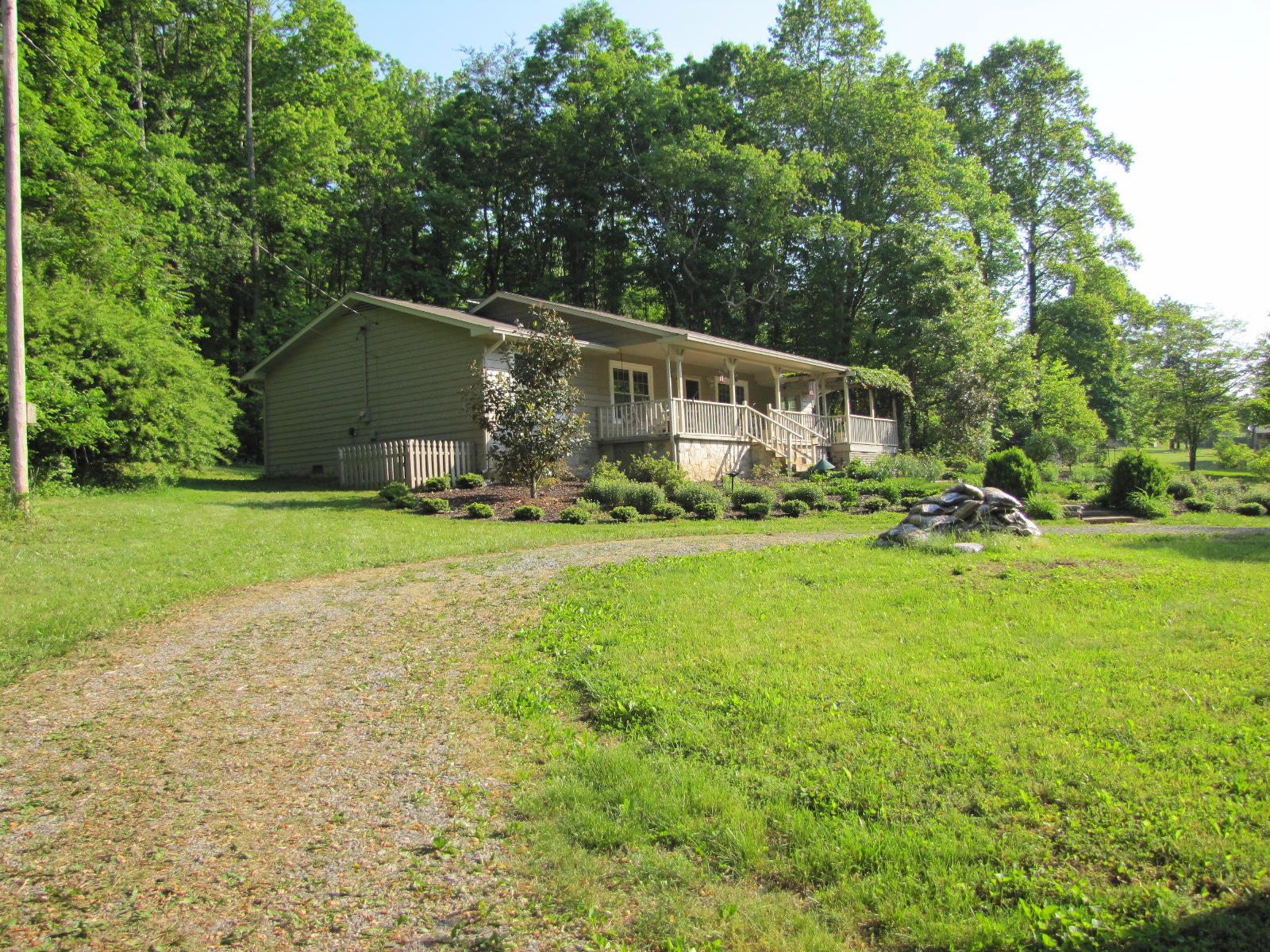 5105 Hubbard Road Loudon, TN 37774 - Photo 9 of 43 IMG_5259