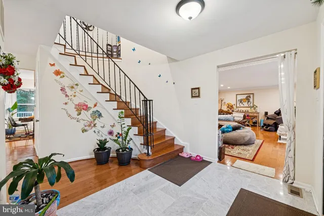 $6,999 | 6625 Weatheford Court, McLean, VA 22101