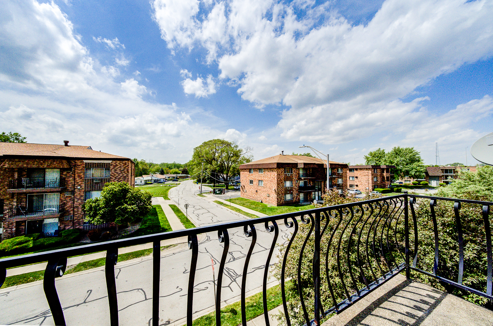 12741 South La Crosse Avenue, Unit 3A Alsip, IL 60803 - Photo 12 of 13 a view of a balcony