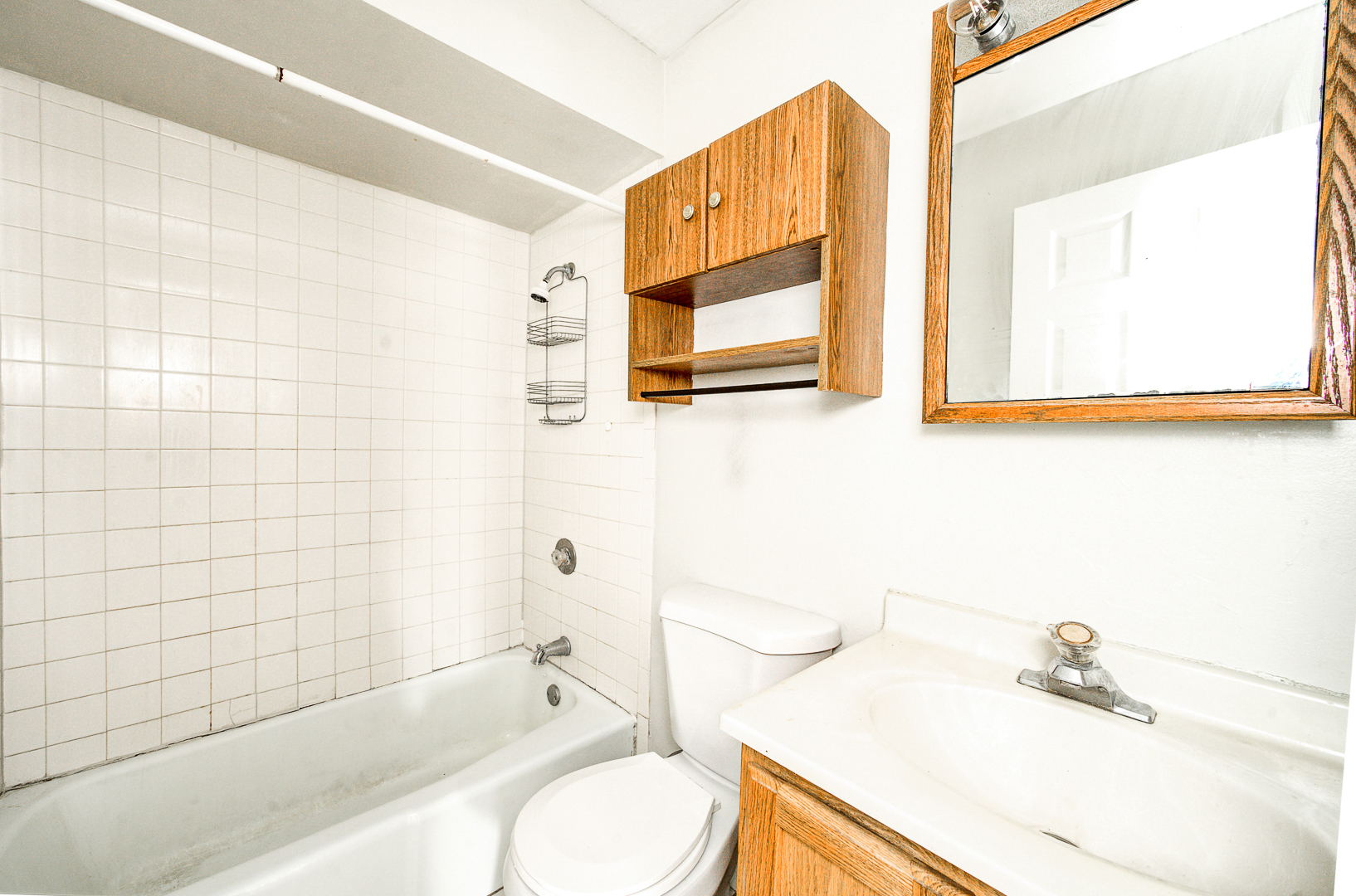 12741 South La Crosse Avenue, Unit 3A Alsip, IL 60803 - Photo 8 of 13 a bathroom with a sink toilet and shower