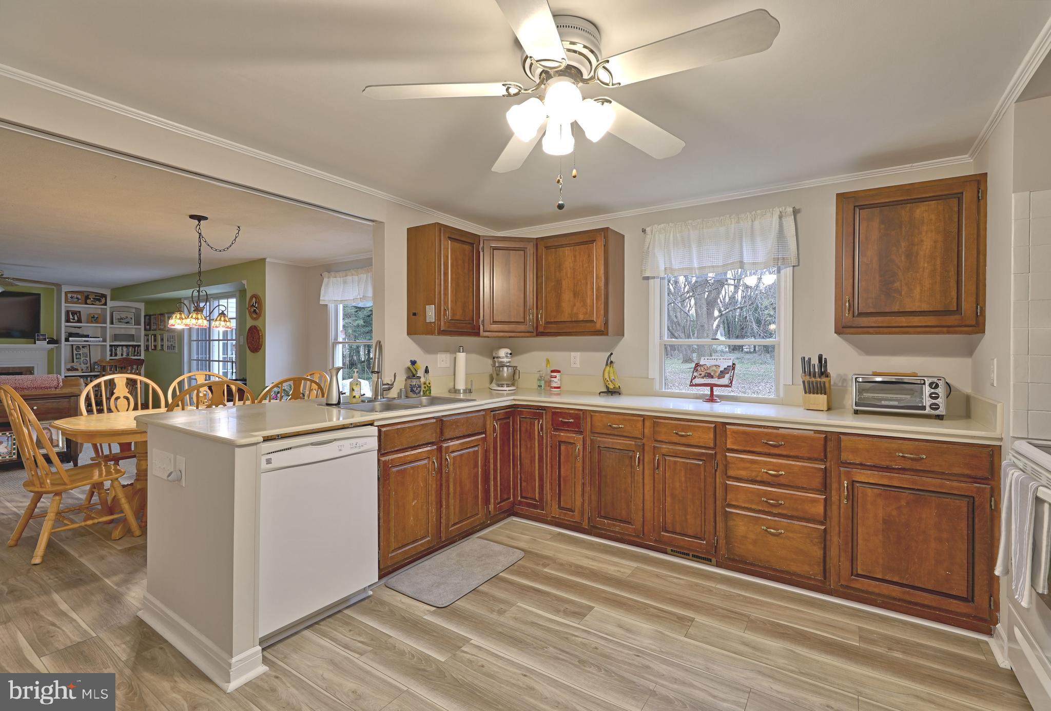 8 Meadow Drive Moorestown, NJ 08057 - Photo 17 of 36