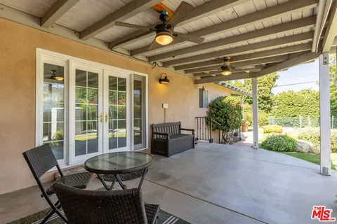 $899,000 | 8362 Shirley Avenue, Northridge, CA 91324