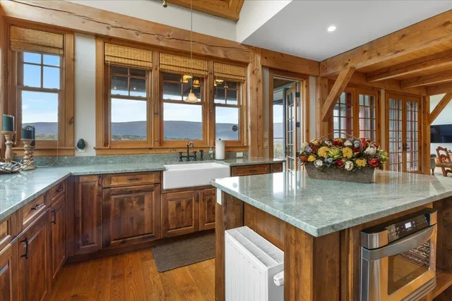 $1,865,000 | 380 Partridge Hill, Unit 22, Manchester, VT 05255