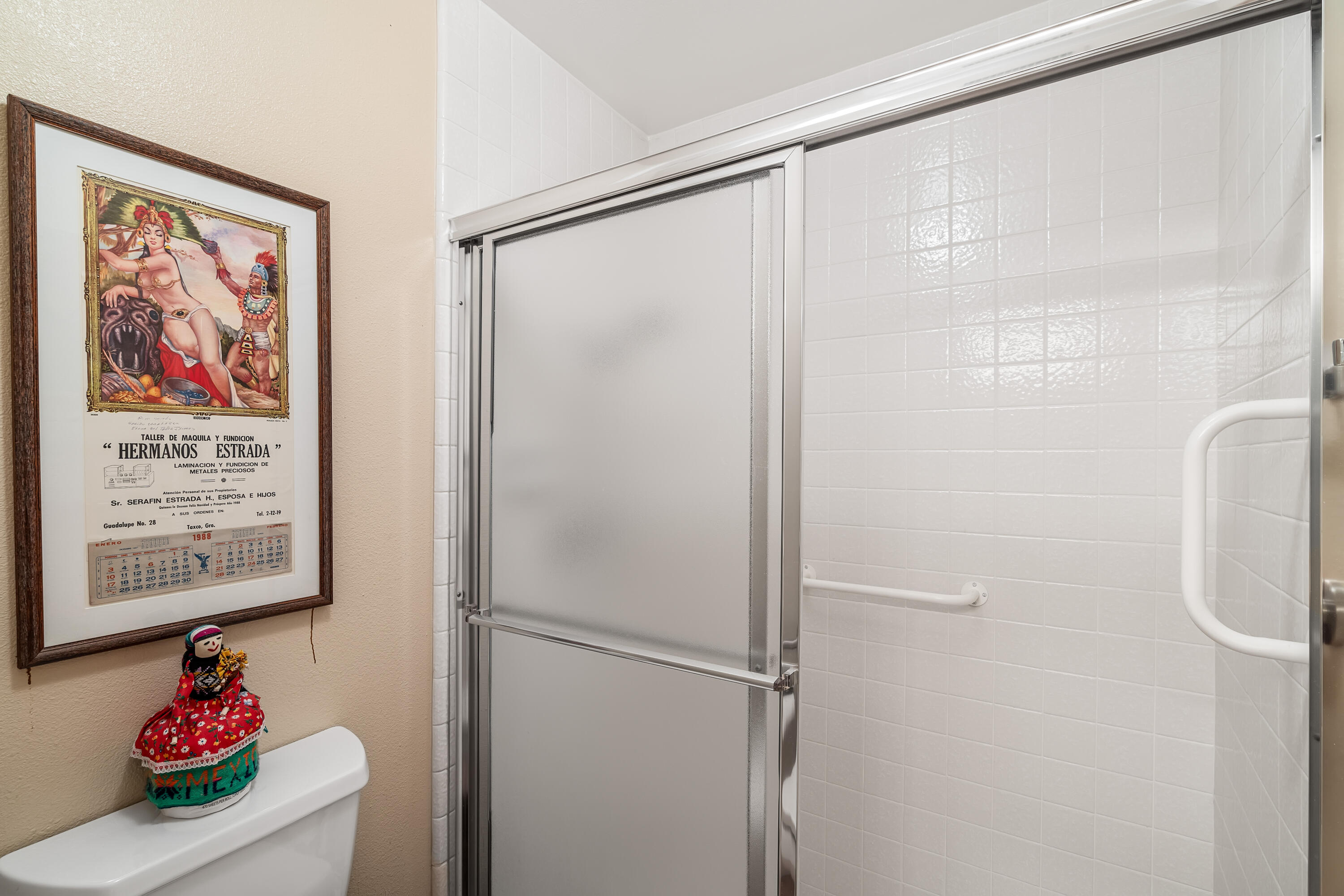 9 Swarthmore Court Rancho Mirage, CA 92270 - Photo 26 of 43 a bathroom with a shower and a view of bathroom