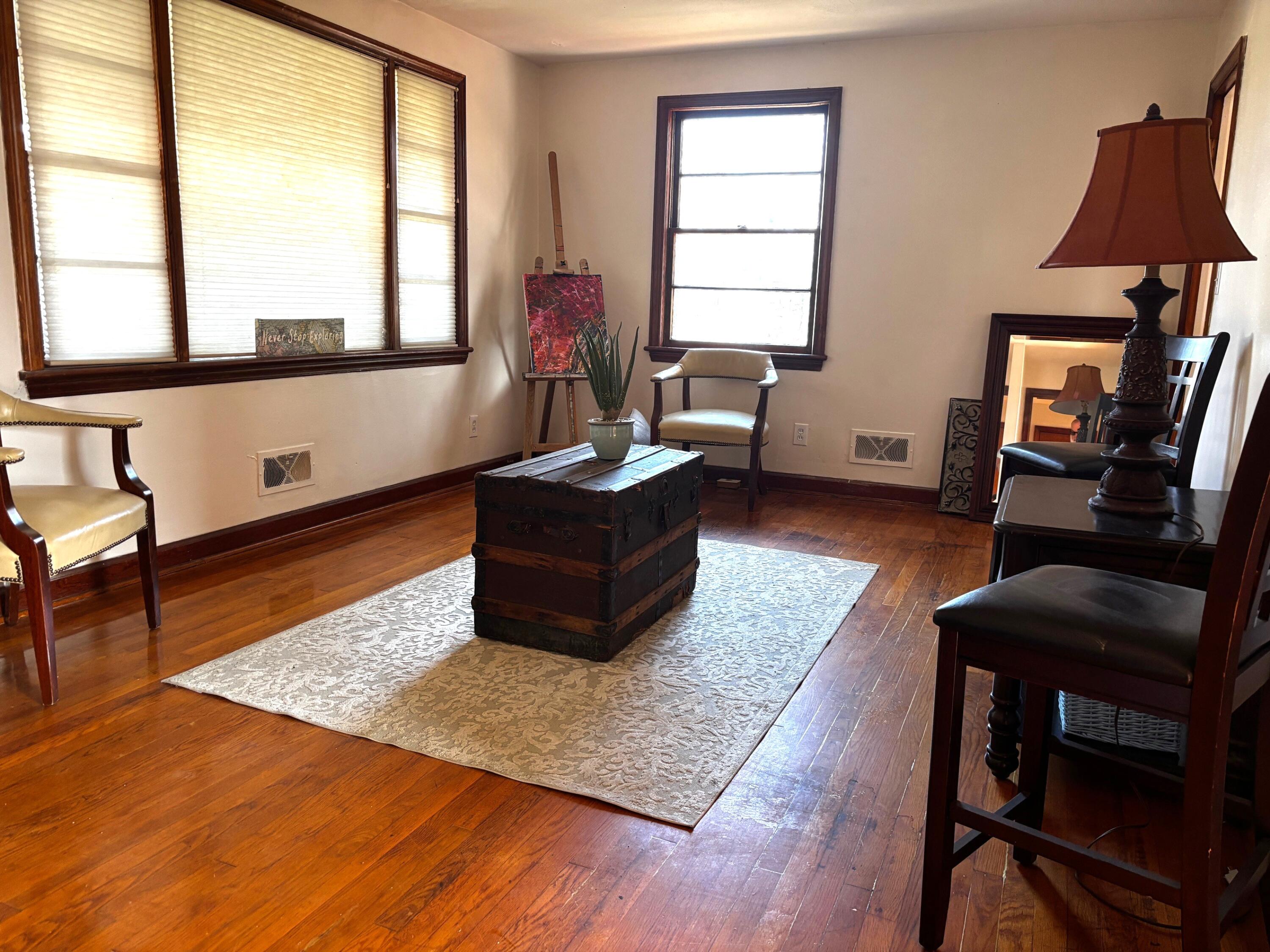 2501 Liberty Road Northwest Roanoke, VA 24012 - Photo 2 of 13 IMG_1790