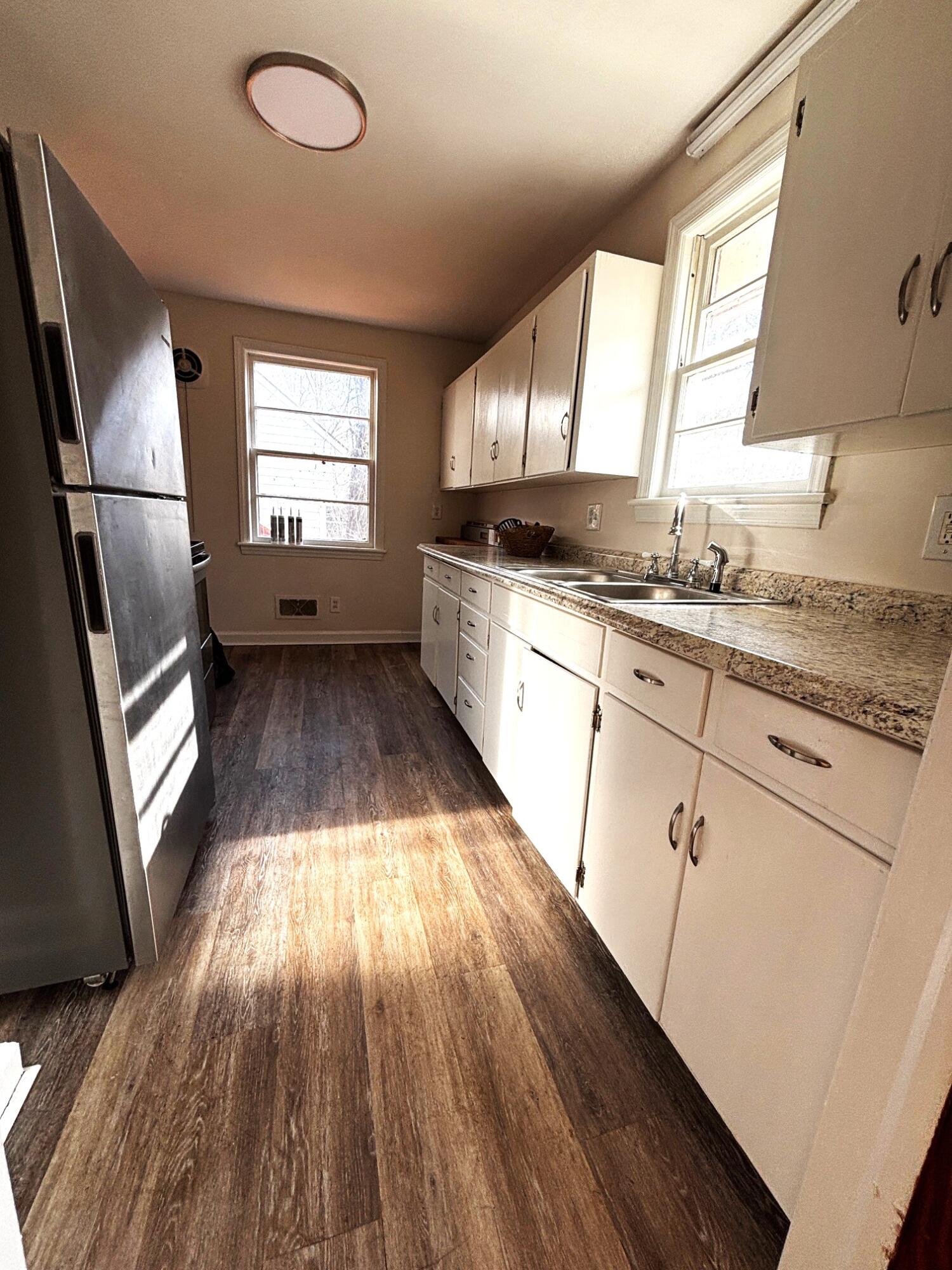 2501 Liberty Road Northwest Roanoke, VA 24012 - Photo 7 of 13 IMG_1795