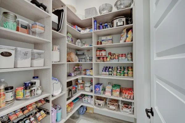 $1,150,000 | 4190 East County Road 100 South, Avon, IN 46123