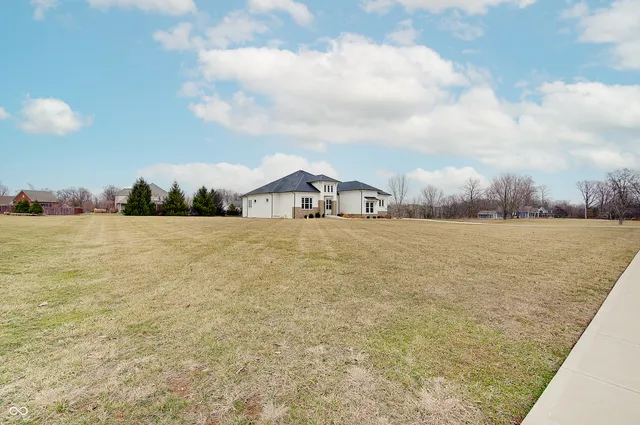 $1,175,000 | 4190 East County Road 100 South, Avon, IN 46123