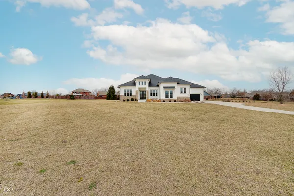 $1,150,000 | 4190 East County Road 100 South, Avon, IN 46123