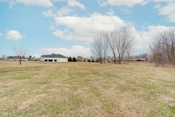 $1,150,000 | 4190 East County Road 100 South, Avon, IN 46123