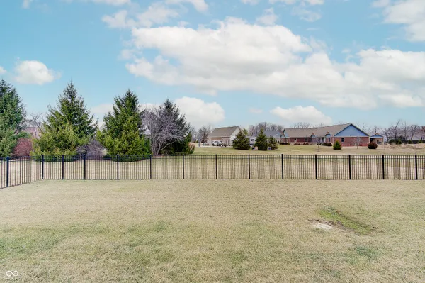 $1,150,000 | 4190 East County Road 100 South, Avon, IN 46123