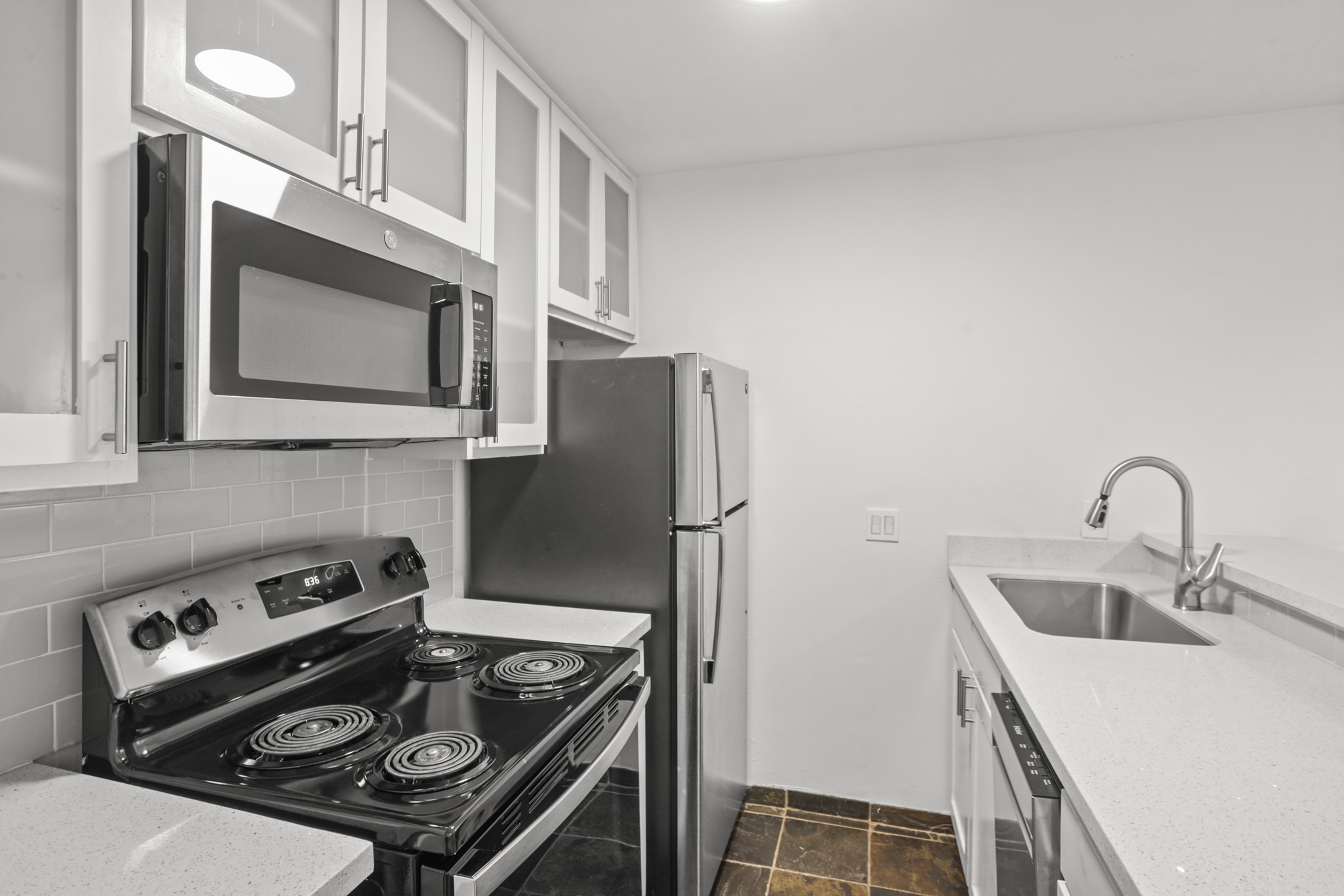 3602 Garrott Street, Unit 16 Houston, TX 77006 - Photo 10 of 34