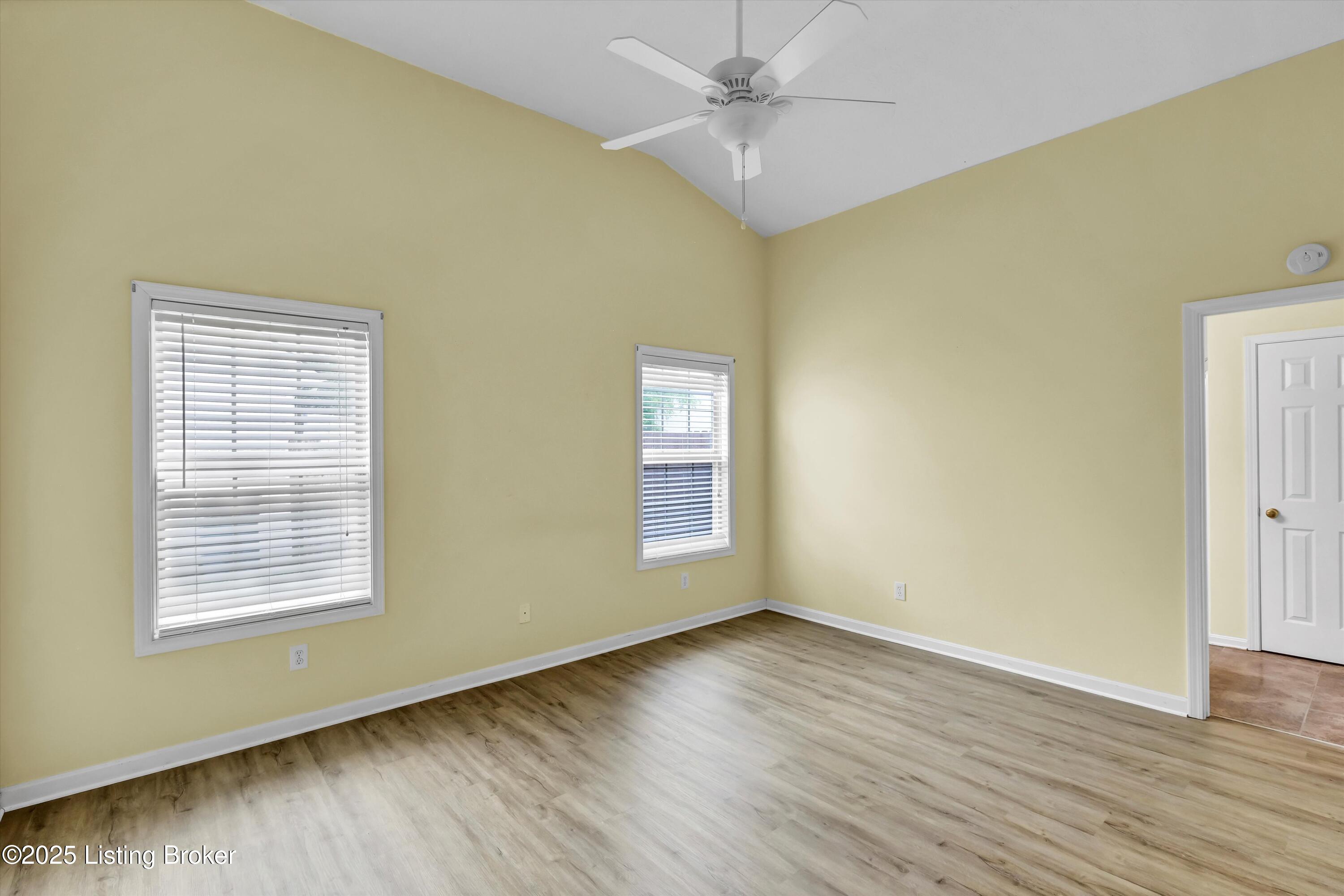 8405 Adams Run Road Louisville, KY 40228 - Photo 18 of 33 21-8405 Adams Run Rd