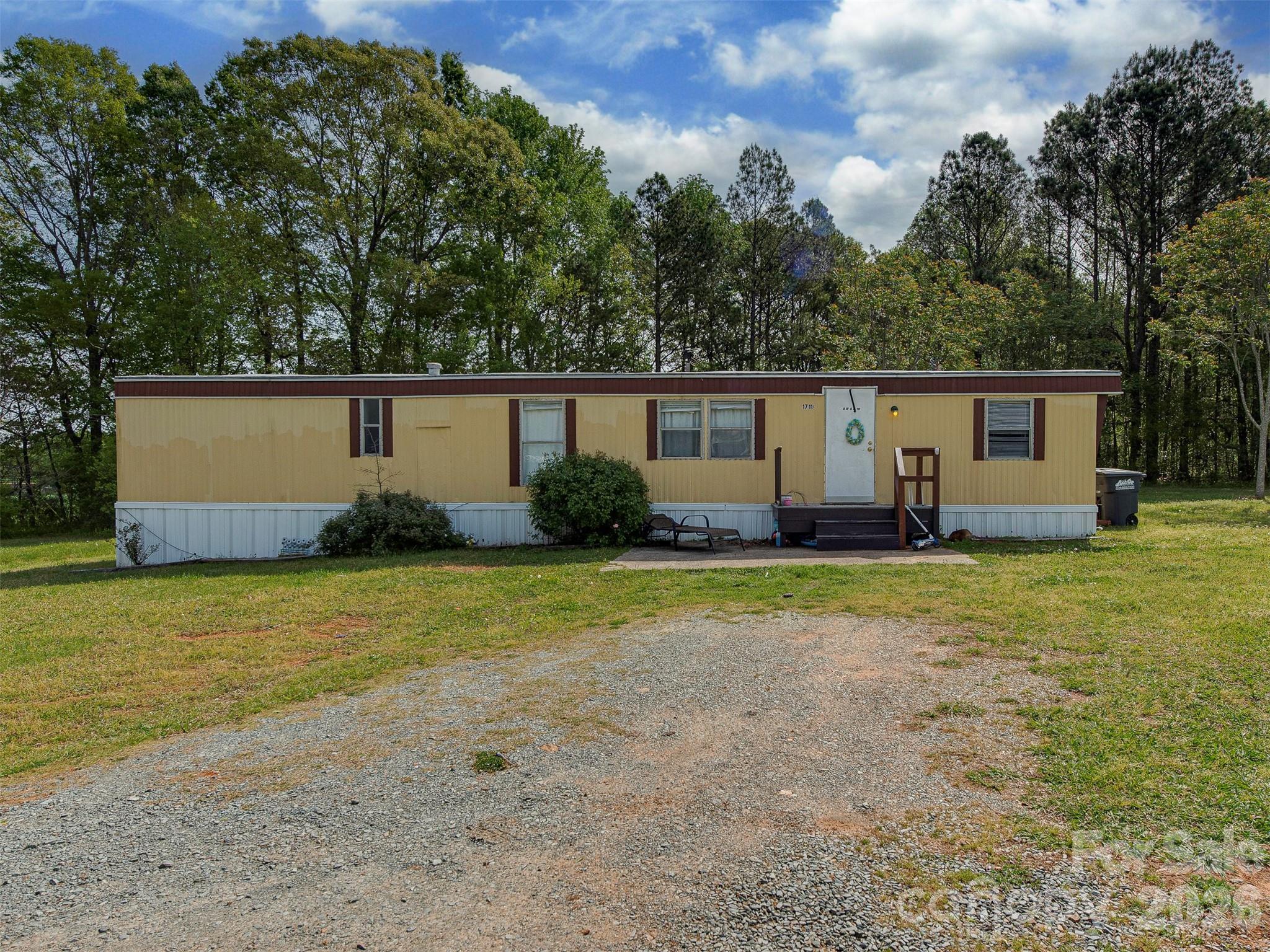 1717 Roscoe Howey Road Waxhaw, NC 28173 - Photo 8 of 20