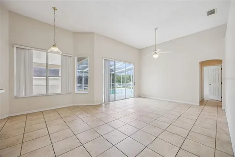 $299,900 | 215 Greeley Loop, Davenport, FL 33897