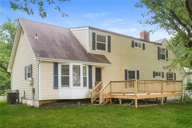 $2,230 | 9952 North Charlotte Street, Kansas City, MO 64155