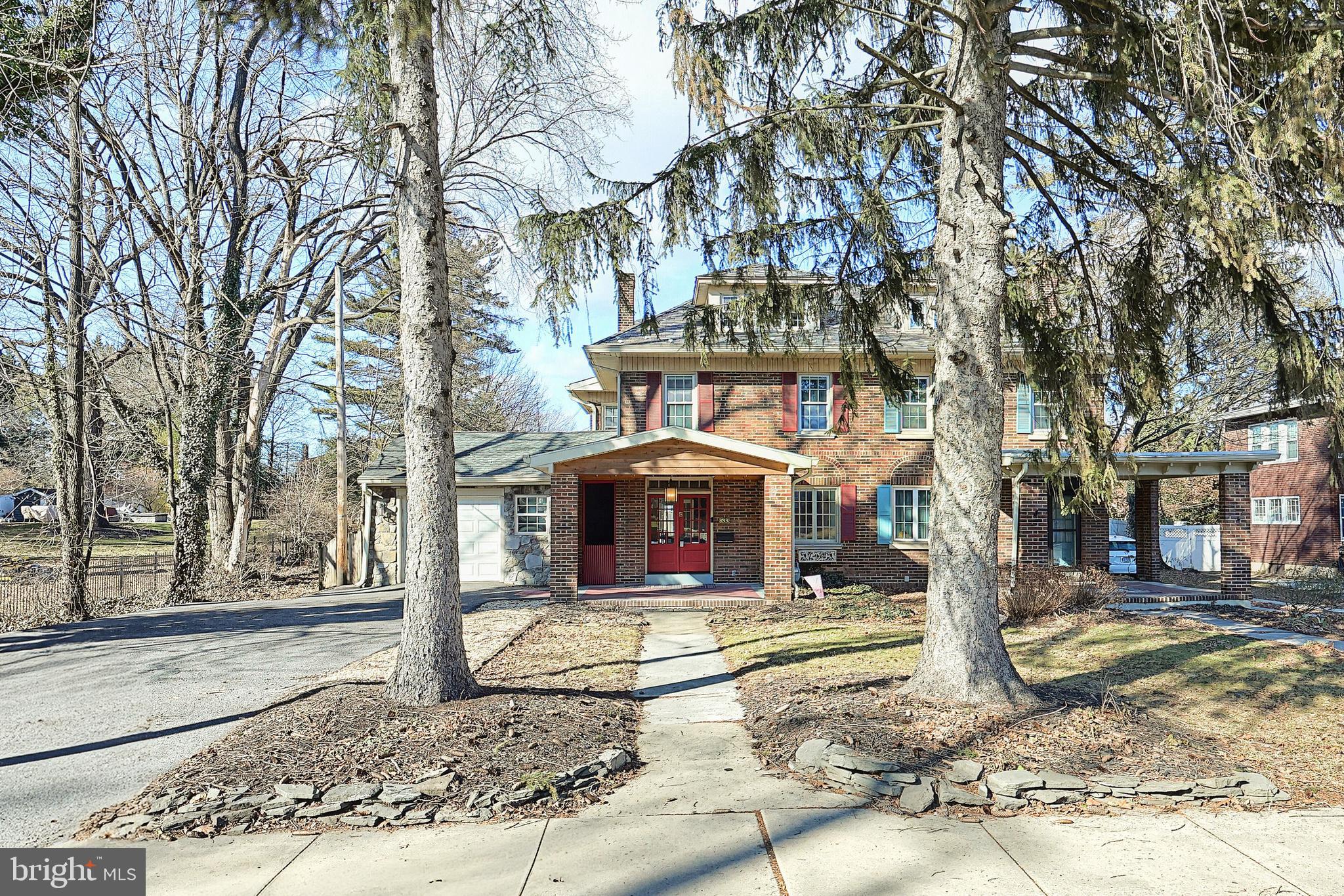 533 Country Club Road York, PA 17403 - Photo 2 of 47 Gallery Image 2