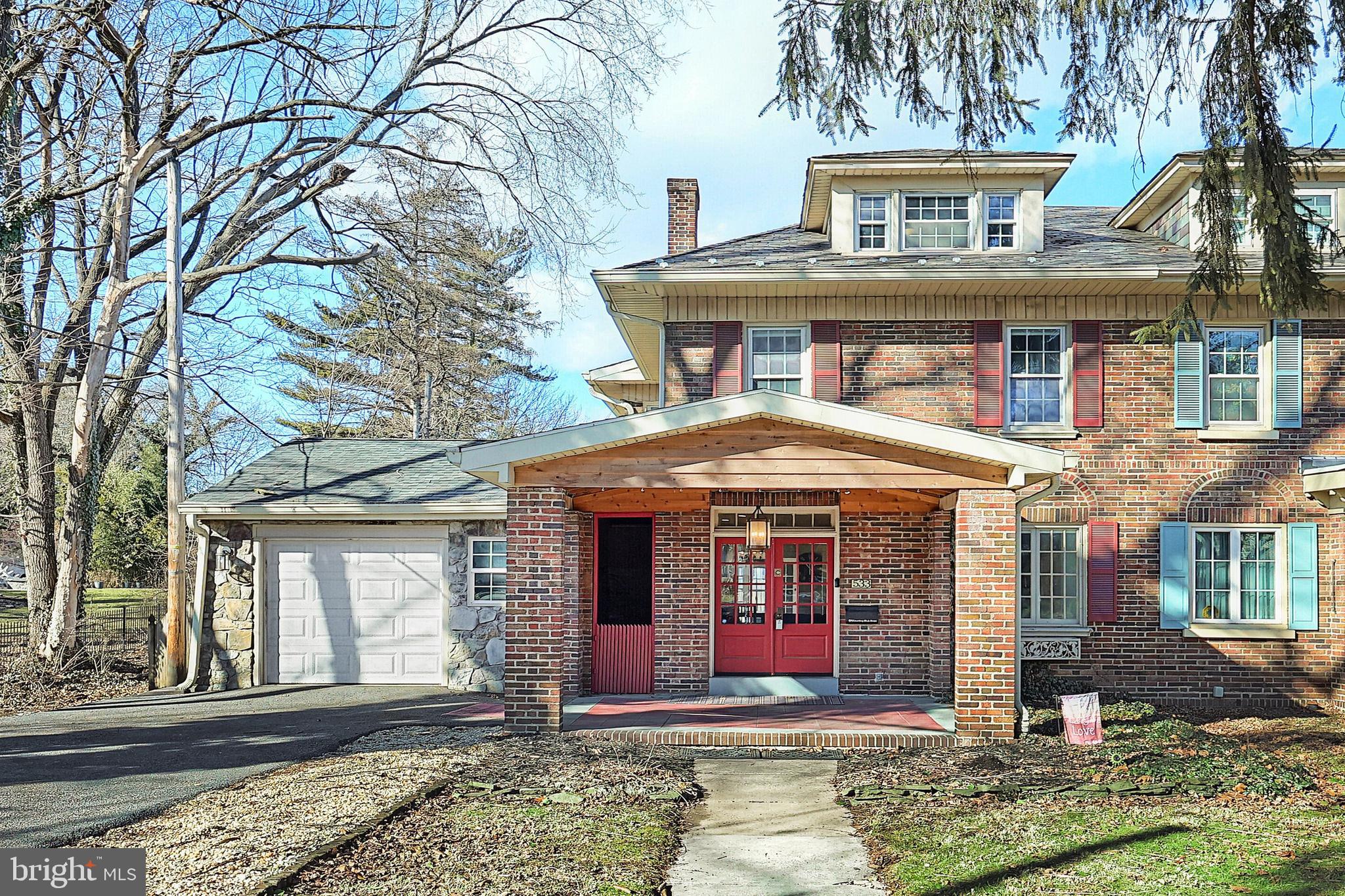 533 Country Club Road York, PA 17403 - Photo 3 of 47 Gallery Image 3