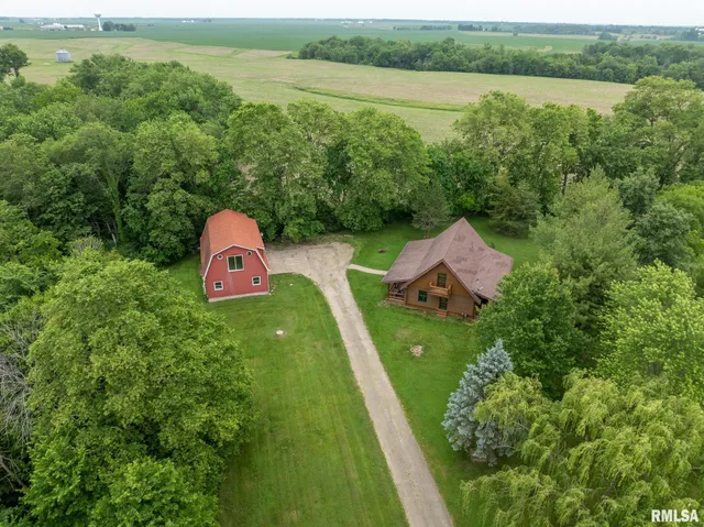 $359,000 | 602 Southeast 13th Street, Aledo, IL 61231