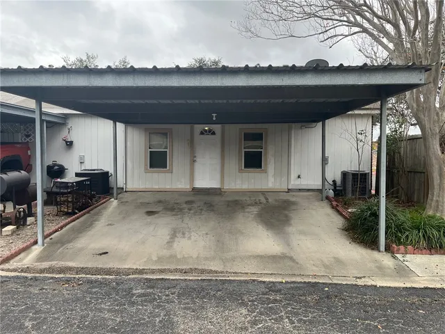 a view of a house entryway