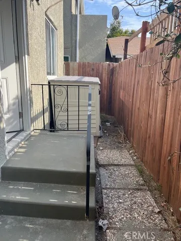 $1,950 | 5496 Lime Avenue, Long Beach, CA 90805