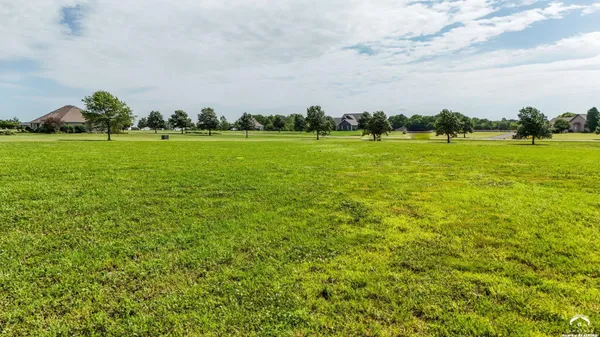$64,900 | 17 Wheatland Drive, Ottawa, KS 66067