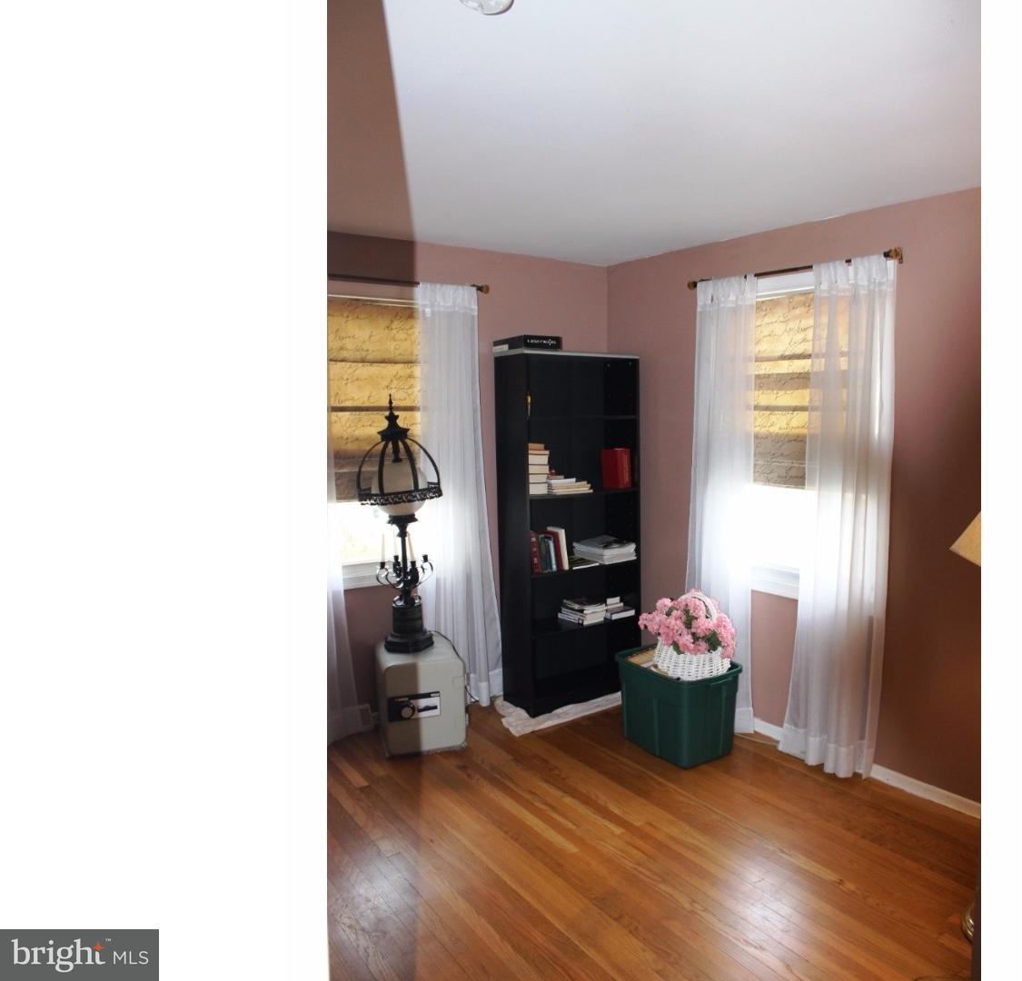 1298 Whitney Road Southampton, PA 18966 - Photo 19 of 25 Office / Study