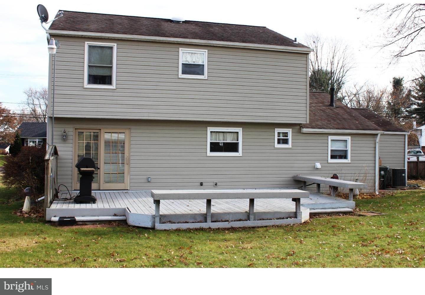 1298 Whitney Road Southampton, PA 18966 - Photo 25 of 25 Exterior Back