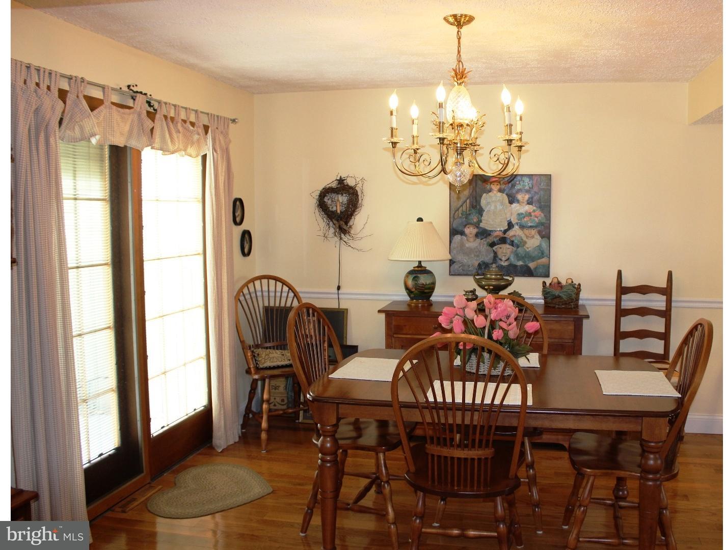 1298 Whitney Road Southampton, PA 18966 - Photo 10 of 25 Dining Room